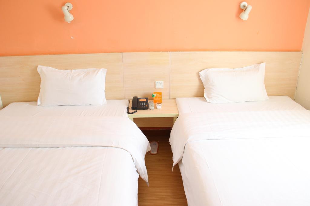7Days Inn Guangzhou Zhongda North Gate Square Szoba fotó